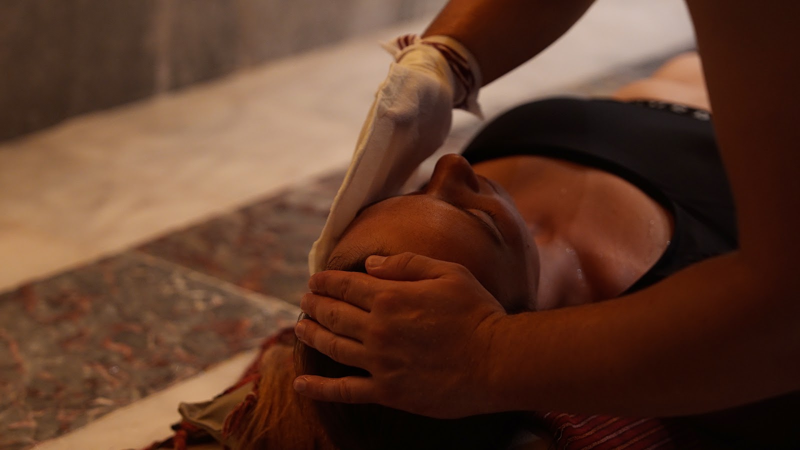 Kafa masajı — Kelebek Hamam & Spa, Side